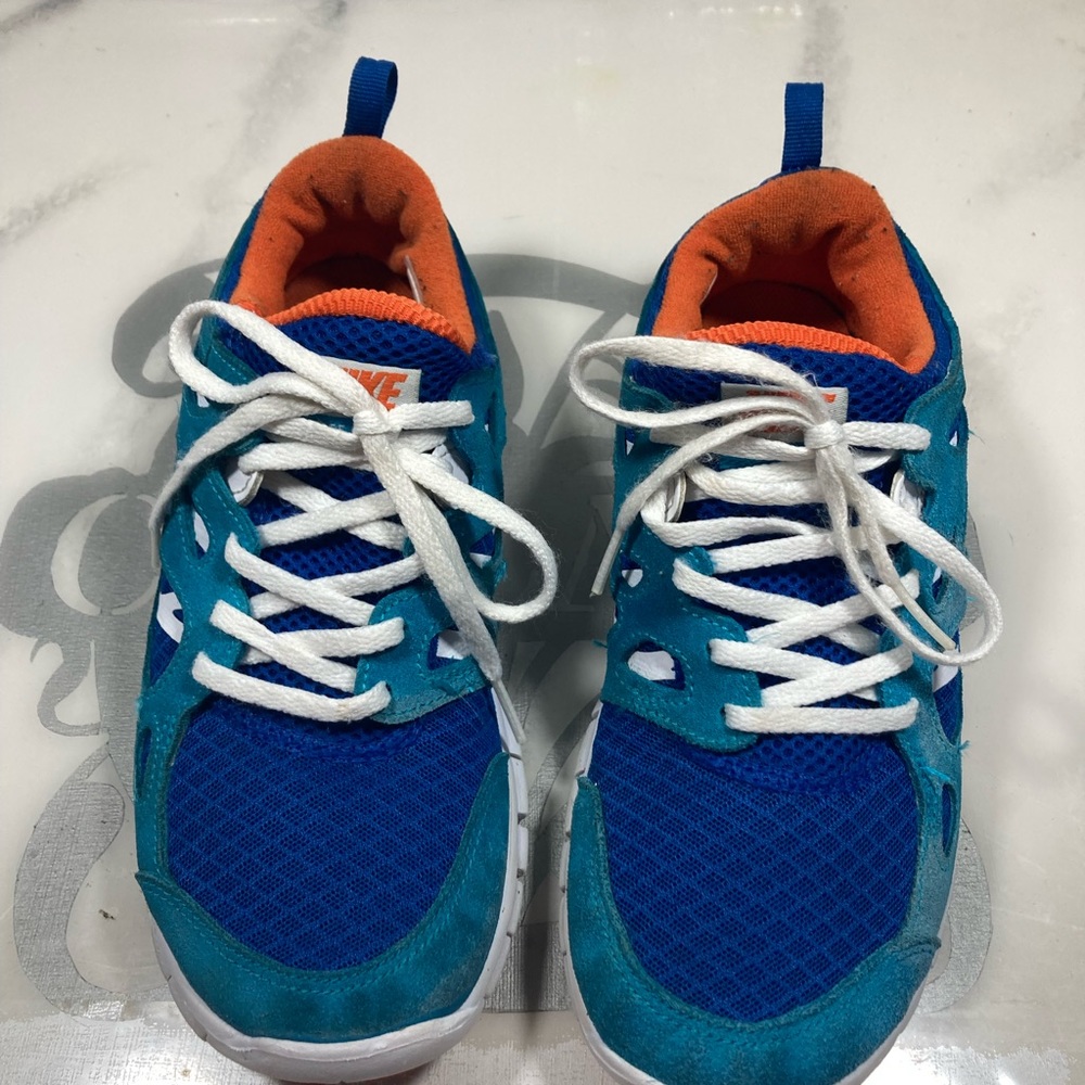 Nike youth 5.5 used